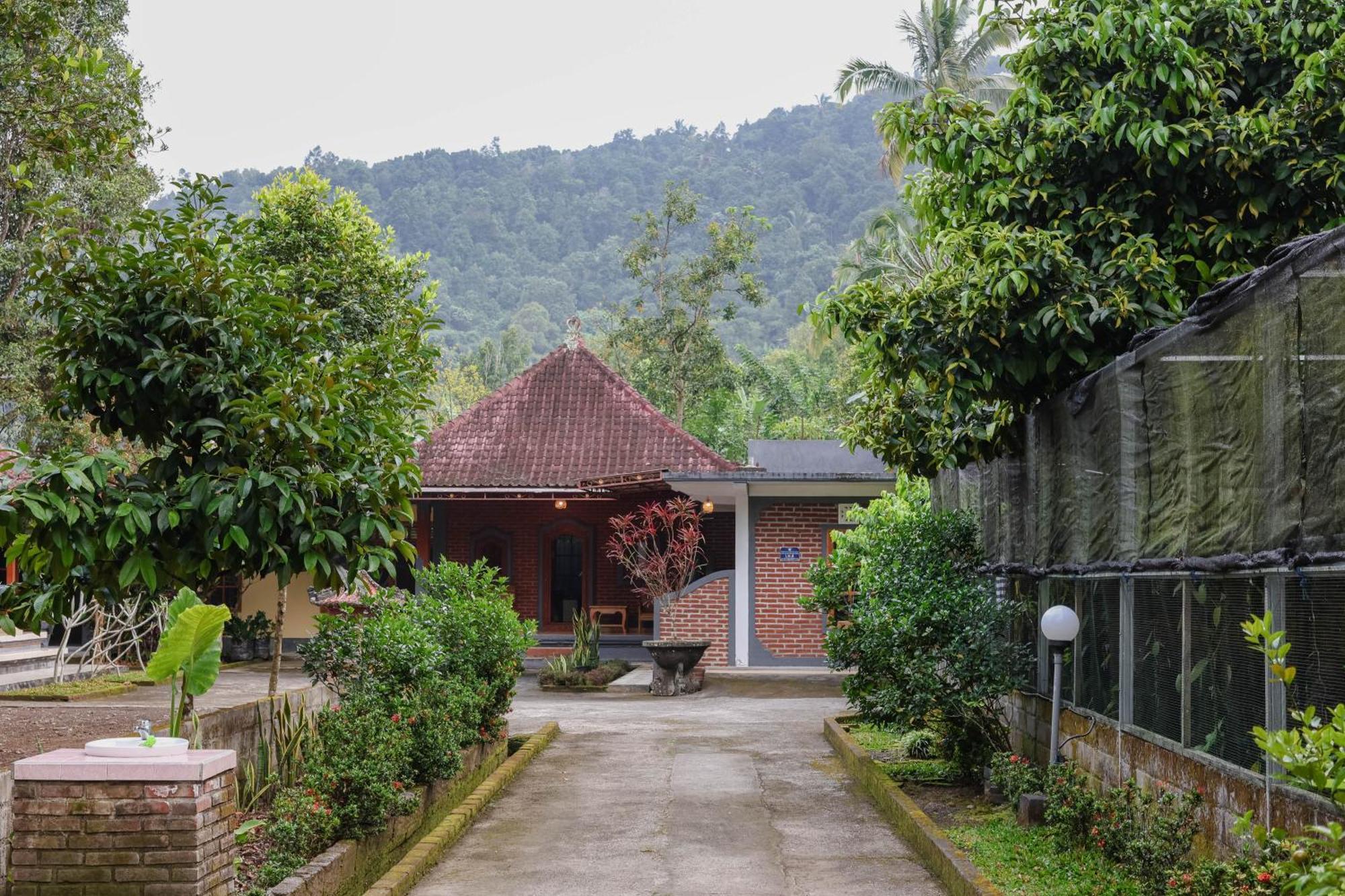 The Kori Homestay Munduk  Exterior photo